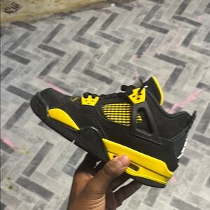 Jordan Black and Yellow Sneakers Air Jordan 4
